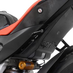 Tie down plates R&G for Aprilia 1100 RSV4 2021-2024